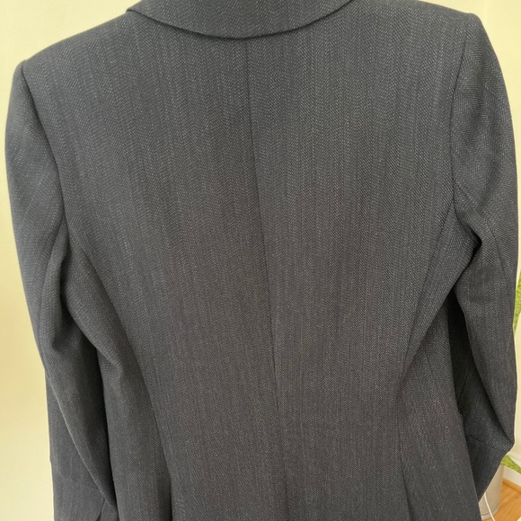 Theory Blazer in Virgin Wool Size 4 - Picture 10 of 12